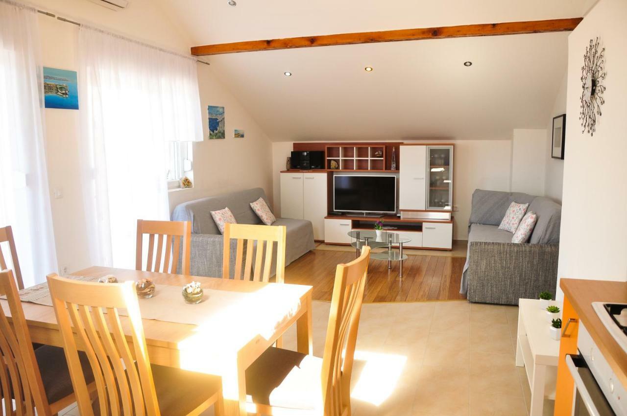 Rustic Apartment Mariva Ljubac  Luaran gambar